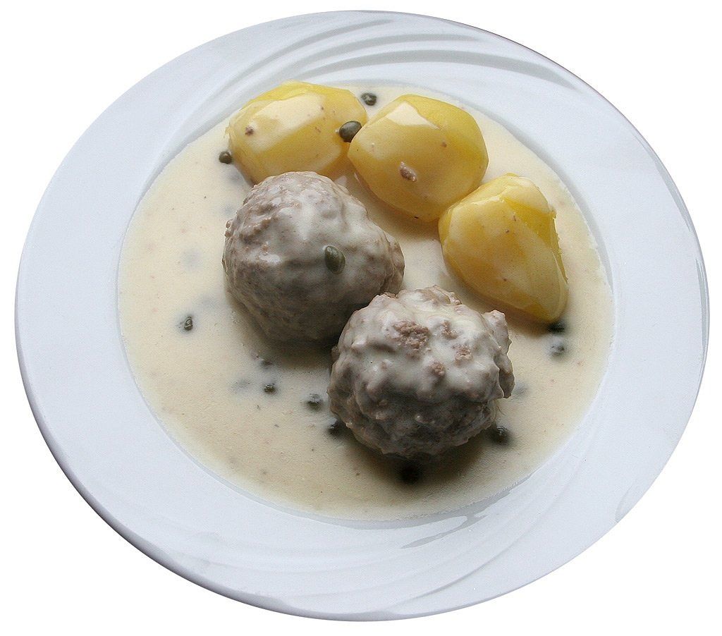 Rüyada Kayseri Köftesi Yemek