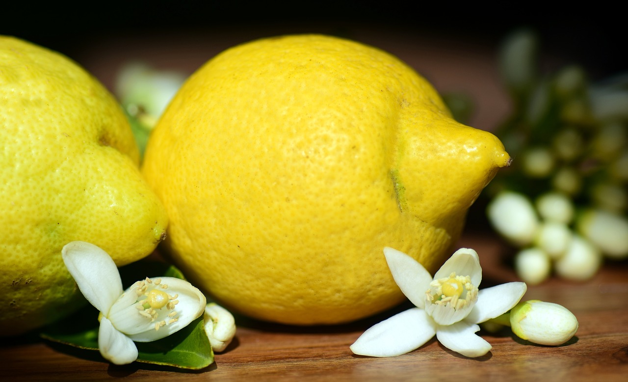 Rüyada Mayer Limon Yemek