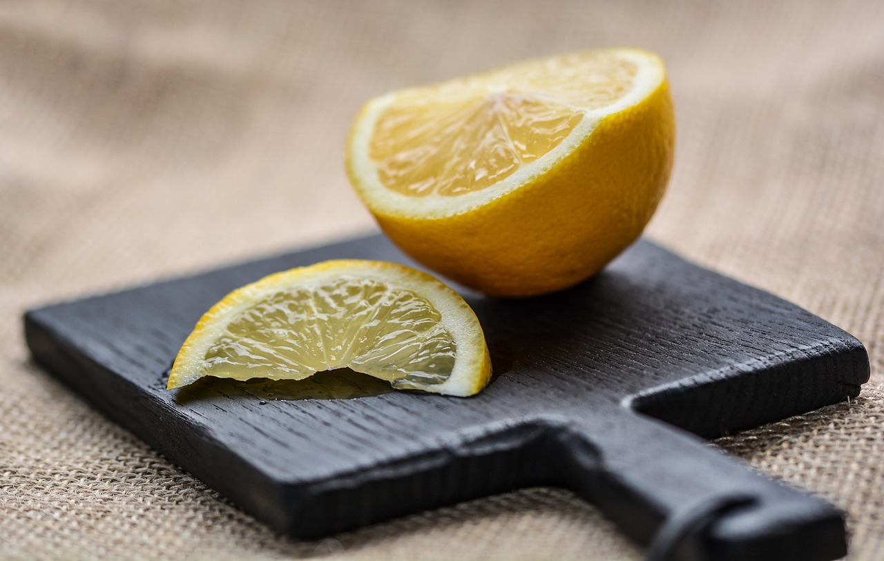Rüyada Karanfil Limon İçmek 