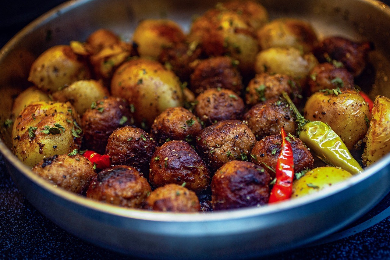 Rüyada Sıkma Köfte Yemek