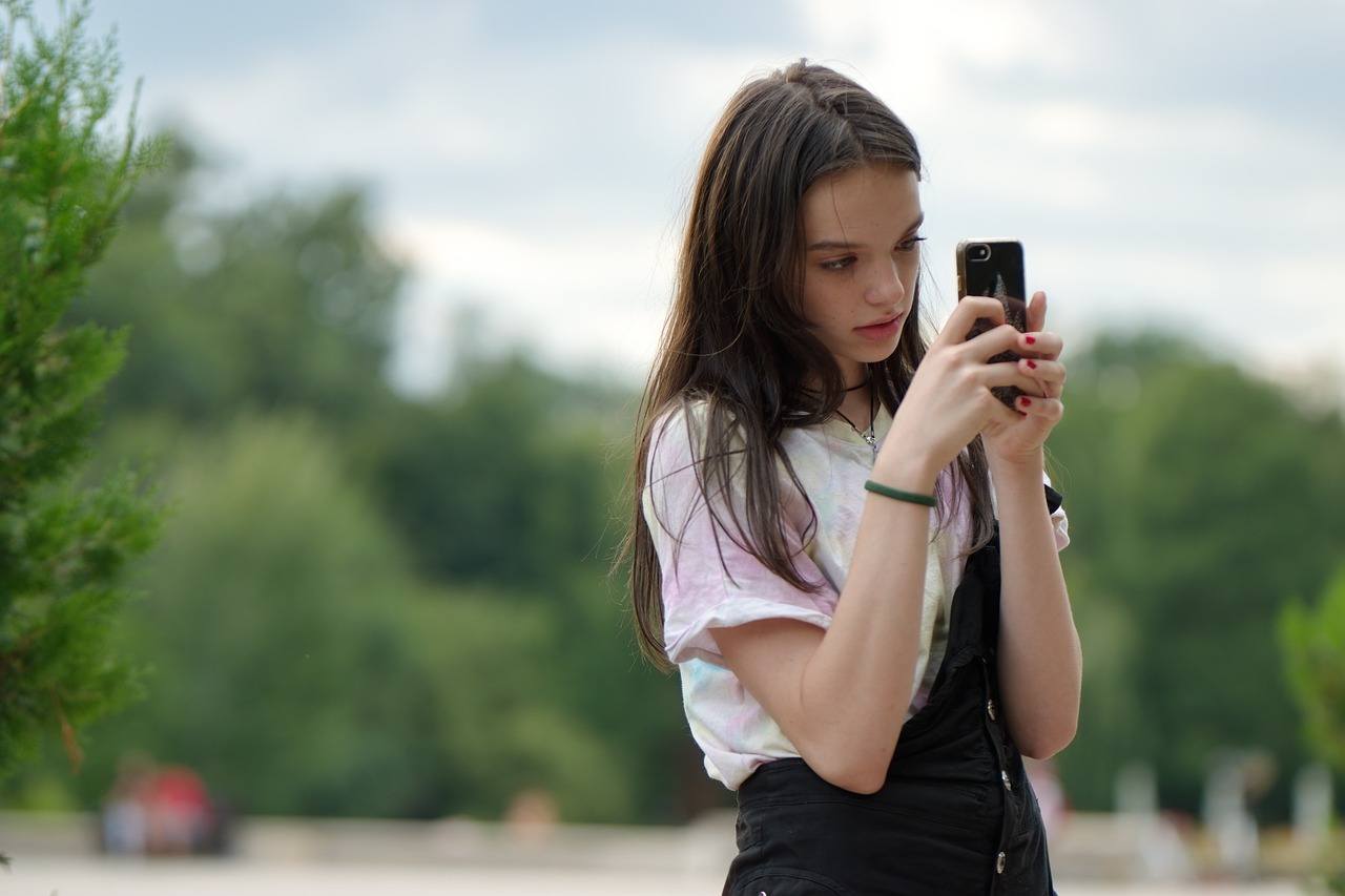Rüyada Telefon Şarj Aleti Görmek