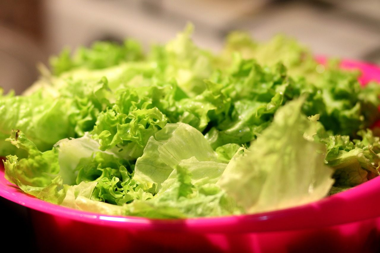 Rüyada Yeşil Salata Yemek