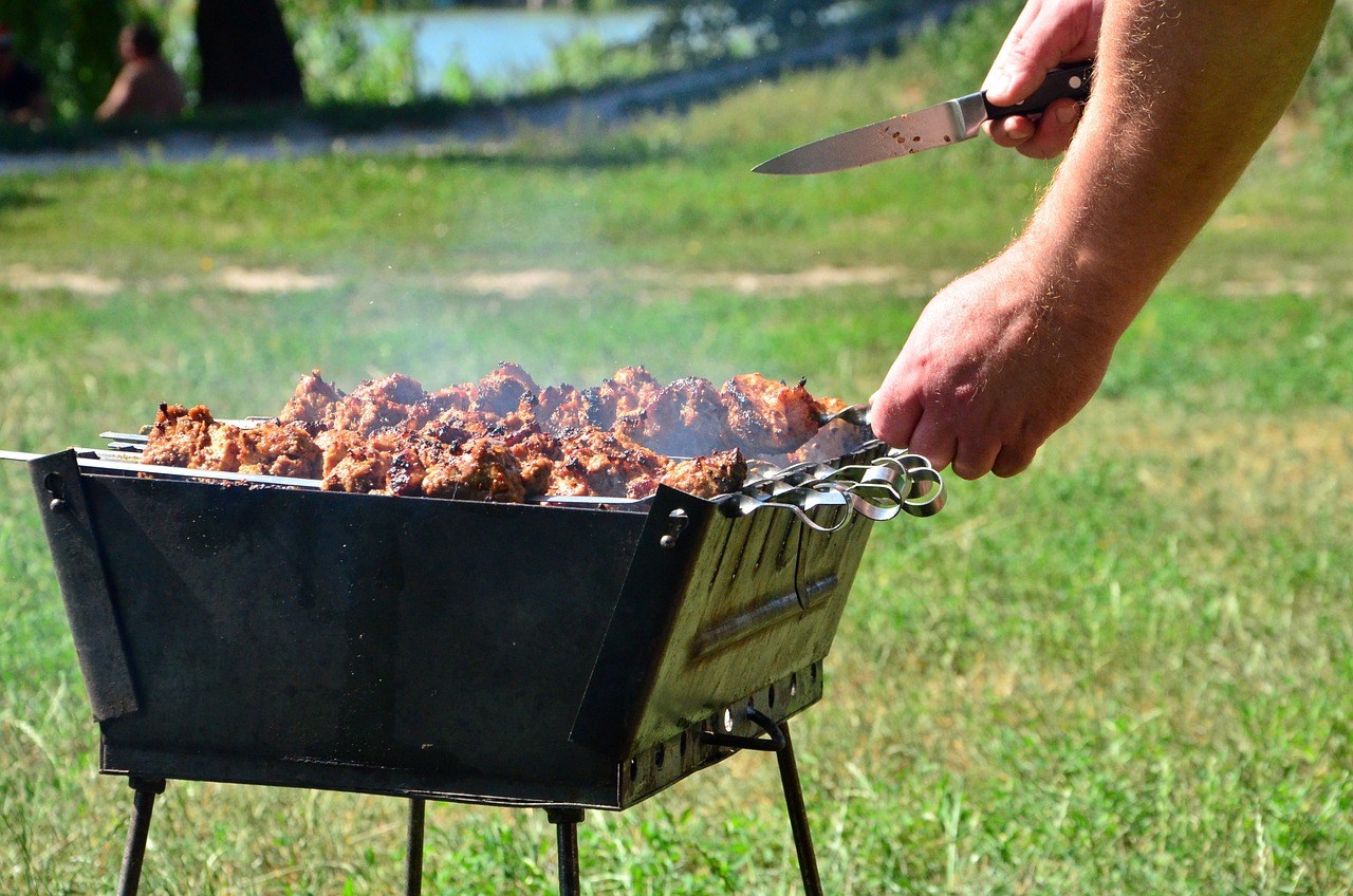 Rüyada Ayvalı Tas Kebabı Yemek