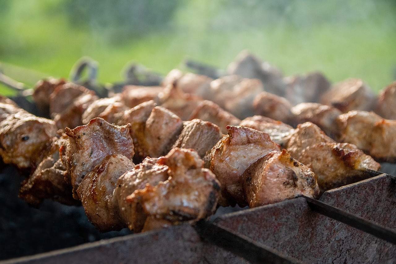 Rüyada Emet Kebabı Yemek