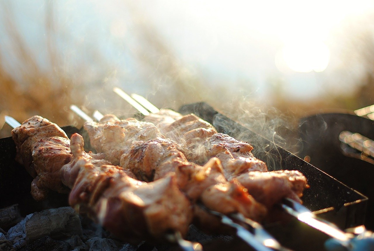 Rüyada Çiftlik Kebabı Yemek