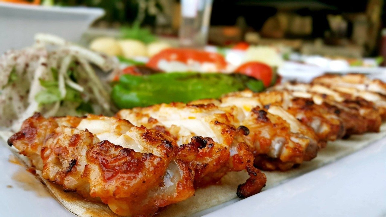 Rüyada Alanya Kebabı Yemek